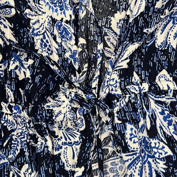 Torrid - Picture 3 of 4